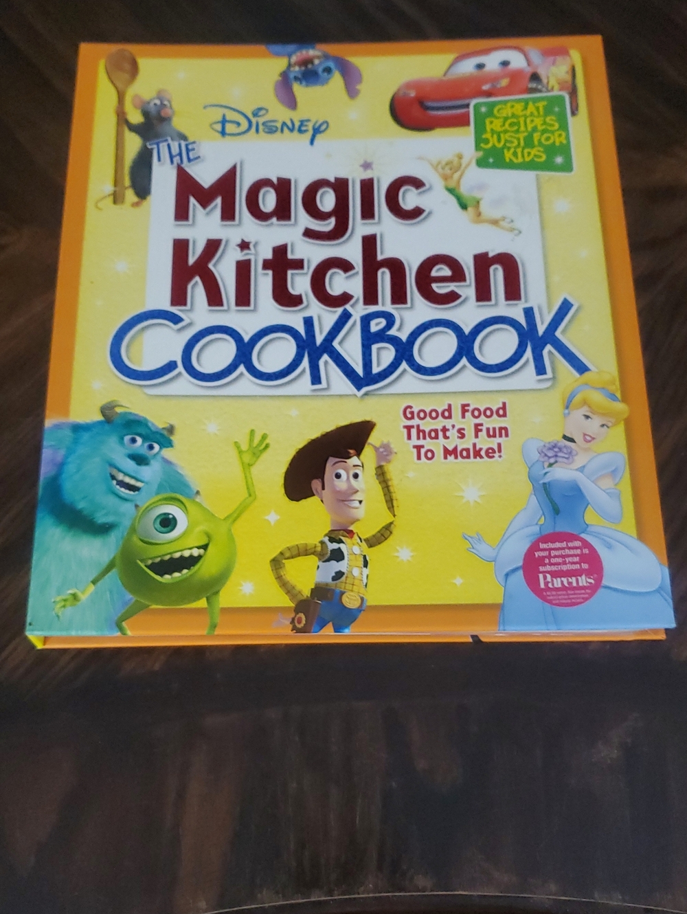NWT Collectible Disney Magic Kitchen Cookbook -